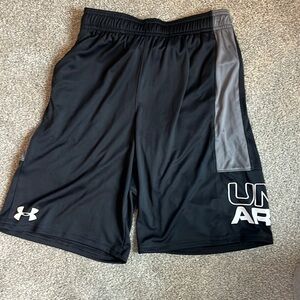 NWT Under Armour Boys Shorts